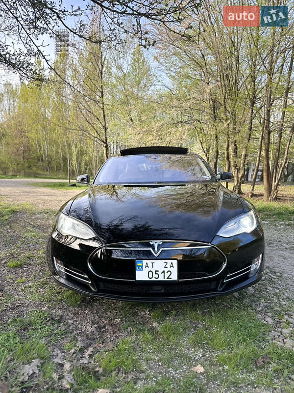 Лифтбек Tesla Model S 2015 в Ивано-Франковске фото 7 Лифтбек Tesla Model S 2015 в Ивано-Франковске