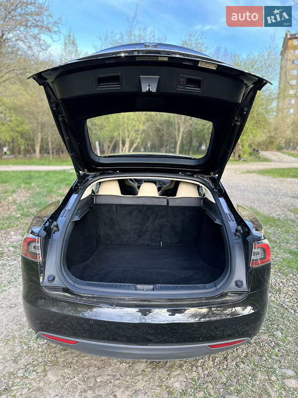 Лифтбек Tesla Model S 2015 в Ивано-Франковске фото 14 Лифтбек Tesla Model S 2015 в Ивано-Франковске