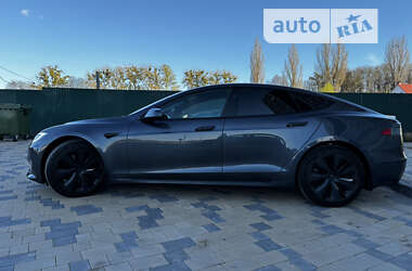 Лифтбек Tesla Model S 2020 в Виннице