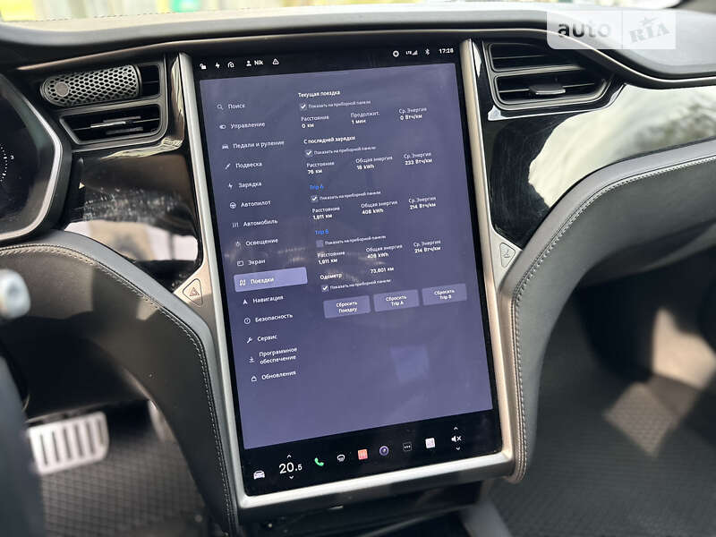 Ліфтбек Tesla Model S 2018 в Львові