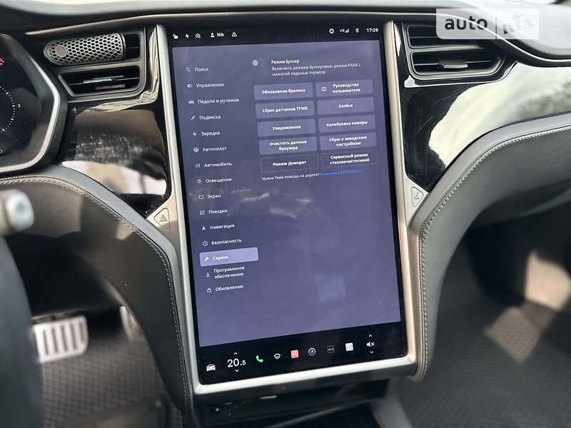 Ліфтбек Tesla Model S 2018 в Львові