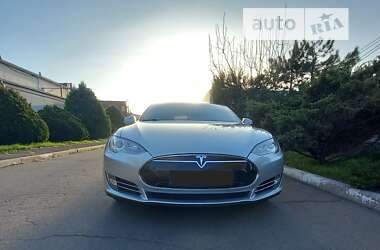 Лифтбек Tesla Model S 2013 в Кривом Роге