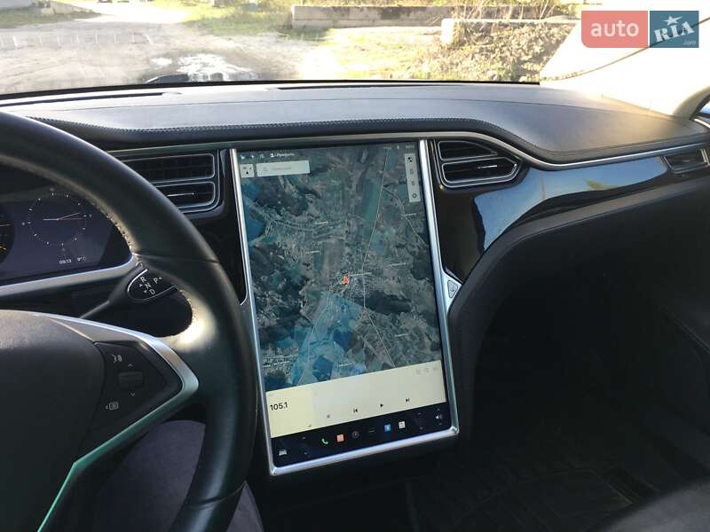 Лифтбек Tesla Model S 2014 в Перемышлянах фото 16 Лифтбек Tesla Model S 2014 в Перемышлянах