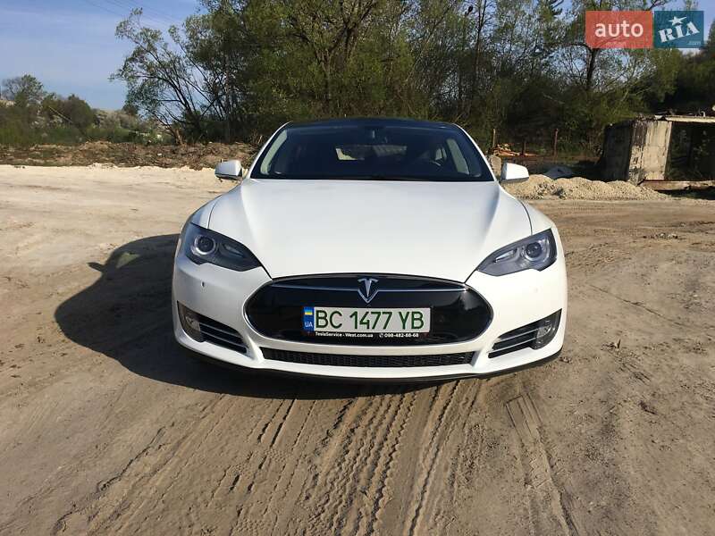 Лифтбек Tesla Model S 2014 в Перемышлянах фото 8 Лифтбек Tesla Model S 2014 в Перемышлянах