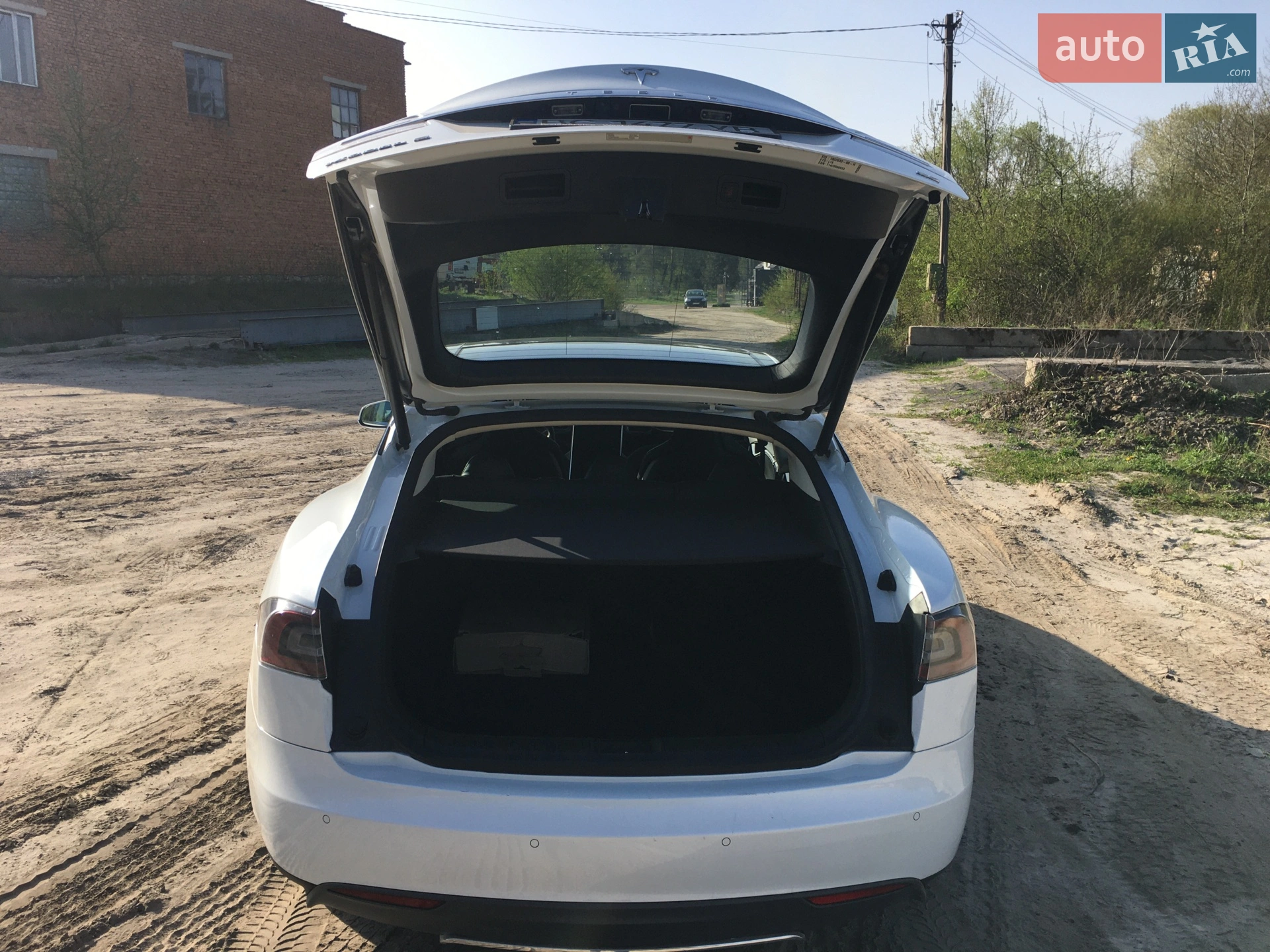 2014 Tesla Model S - мініатюра 11