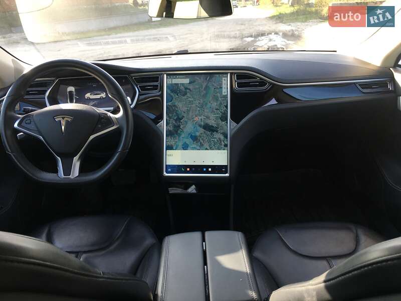 Лифтбек Tesla Model S 2014 в Перемышлянах фото 20 Лифтбек Tesla Model S 2014 в Перемышлянах