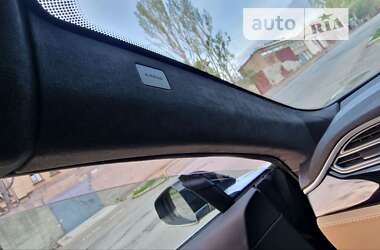 Ліфтбек Tesla Model S 2015 в 