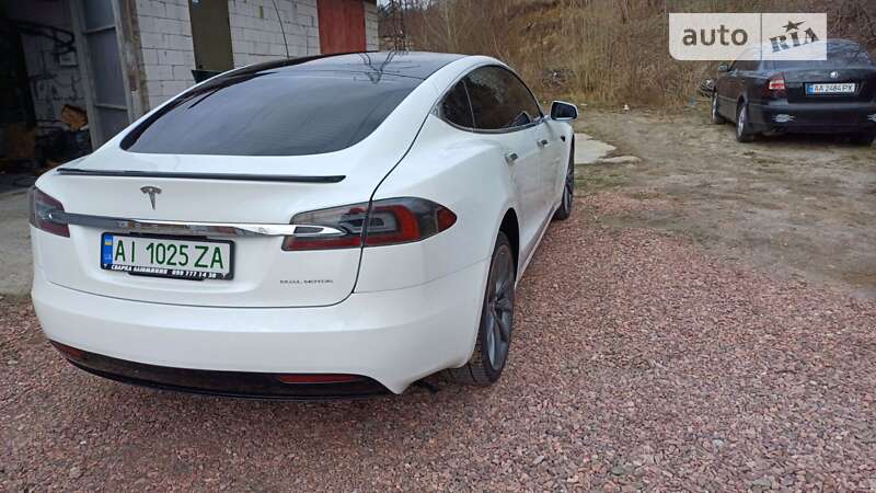 Ліфтбек Tesla Model S 2020 в Києві фото 4 Ліфтбек Tesla Model S 2020 в Києві