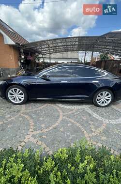Лифтбек Tesla Model S 2014 в Коростышеве