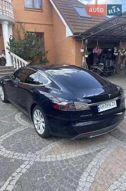 Лифтбек Tesla Model S 2014 в Коростышеве