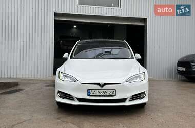 Ліфтбек Tesla Model S 2018 в Києві