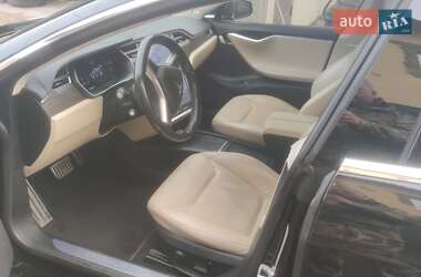 Лифтбек Tesla Model S 2015 в Полтаве