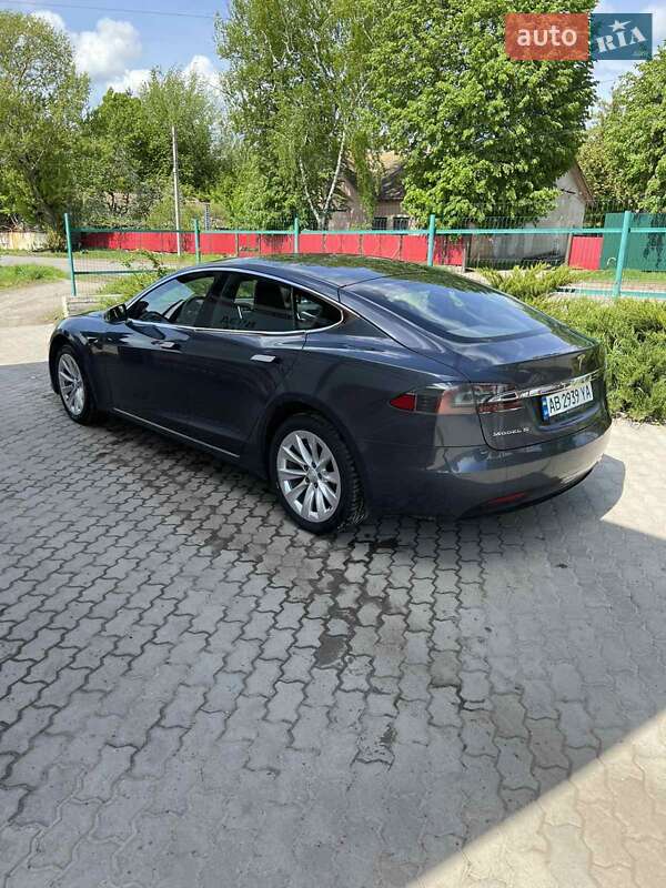 Лифтбек Tesla Model S 2016 в Тростянце фото 9 Лифтбек Tesla Model S 2016 в Тростянце