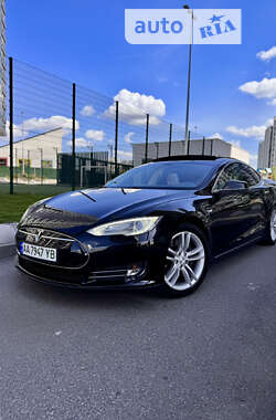 Tesla Model S 2012