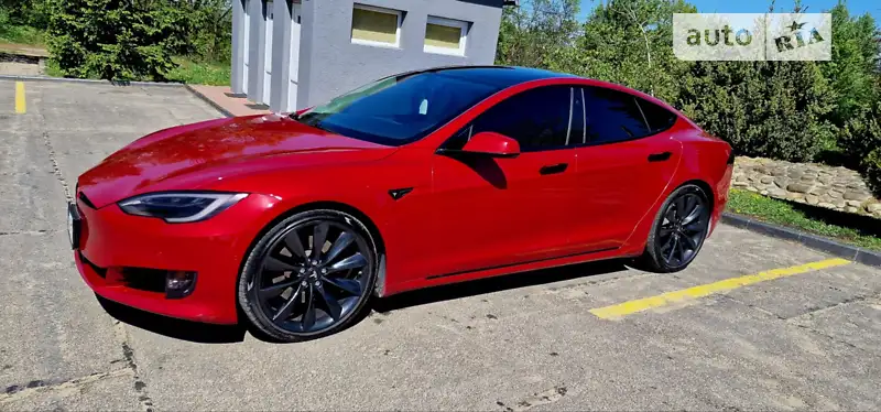 Tesla Model S 2017