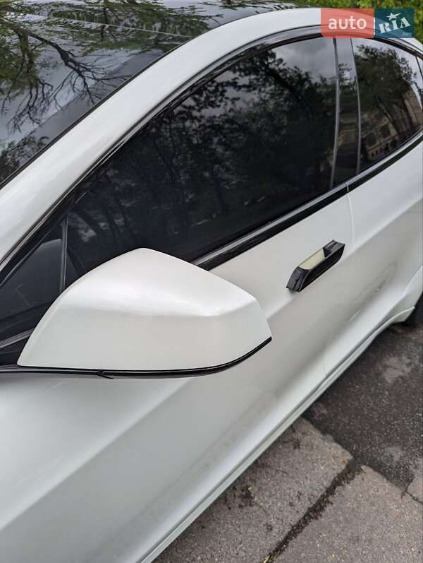 Ліфтбек Tesla Model S 2021 в Києві