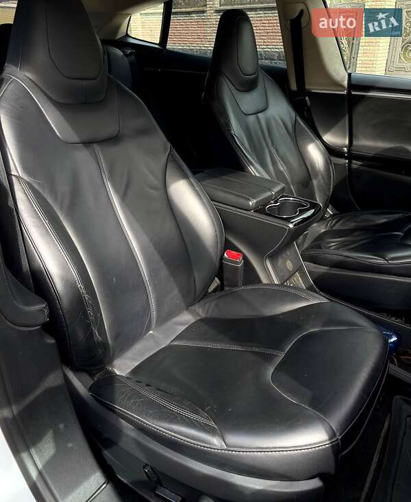 Ліфтбек Tesla Model S 2014 в Києві фото 9 Ліфтбек Tesla Model S 2014 в Києві