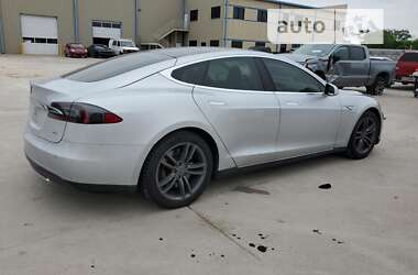 Лифтбек Tesla Model S 2014 в Червонограде