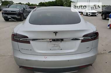 Лифтбек Tesla Model S 2014 в Червонограде