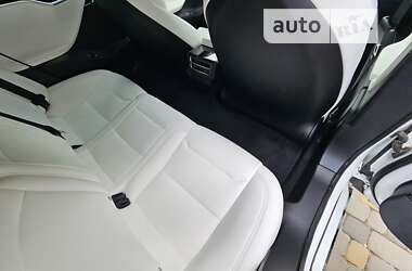 Лифтбек Tesla Model S 2018 в 