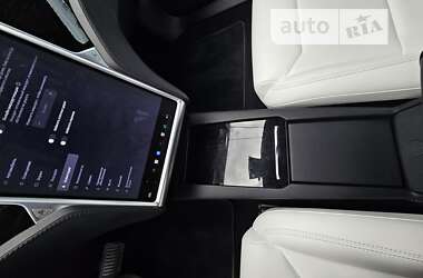 Лифтбек Tesla Model S 2018 в 