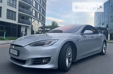 Ліфтбек Tesla Model S 2016 в Львові фото 7 Ліфтбек Tesla Model S 2016 в Львові