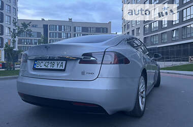 Ліфтбек Tesla Model S 2016 в Львові фото 15 Ліфтбек Tesla Model S 2016 в Львові