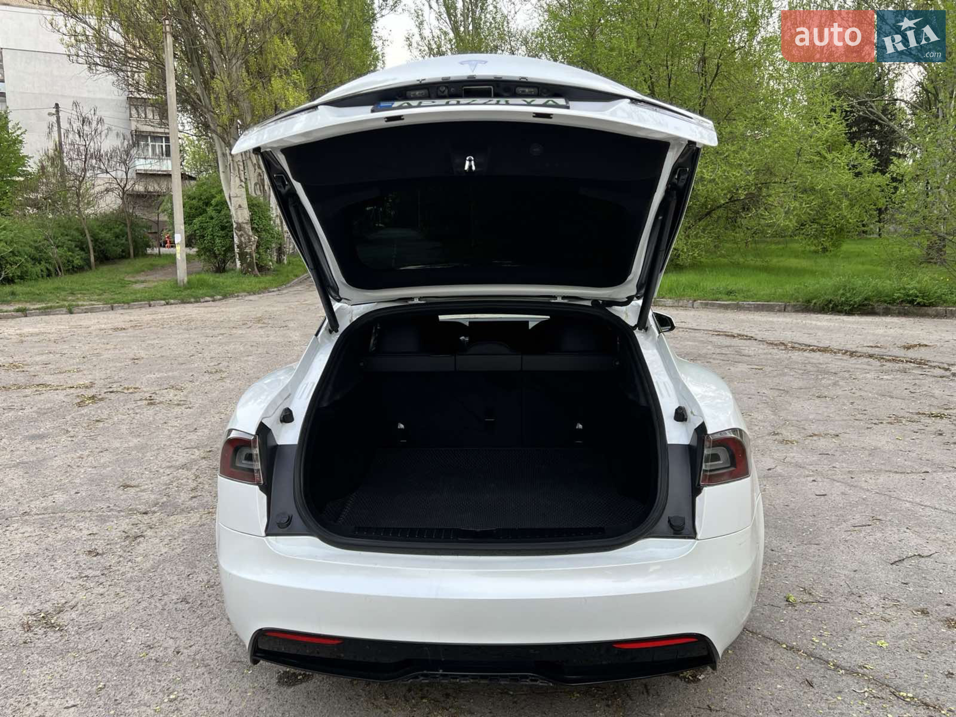 2022 Tesla Model S - мініатюра 11