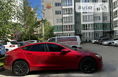 Лифтбек Tesla Model S 2021 в Черновцах