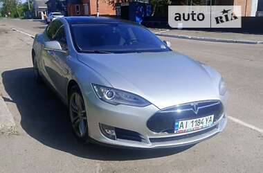 Tesla Model S 2013