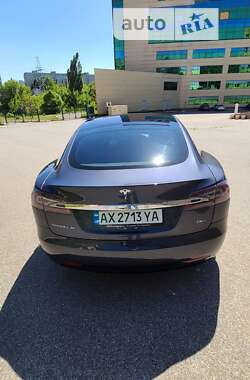Ліфтбек Tesla Model S 2018 в Харкові