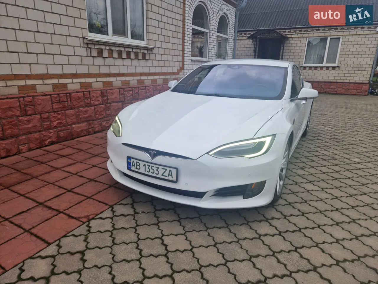 2016 Tesla Model S - мініатюра 26