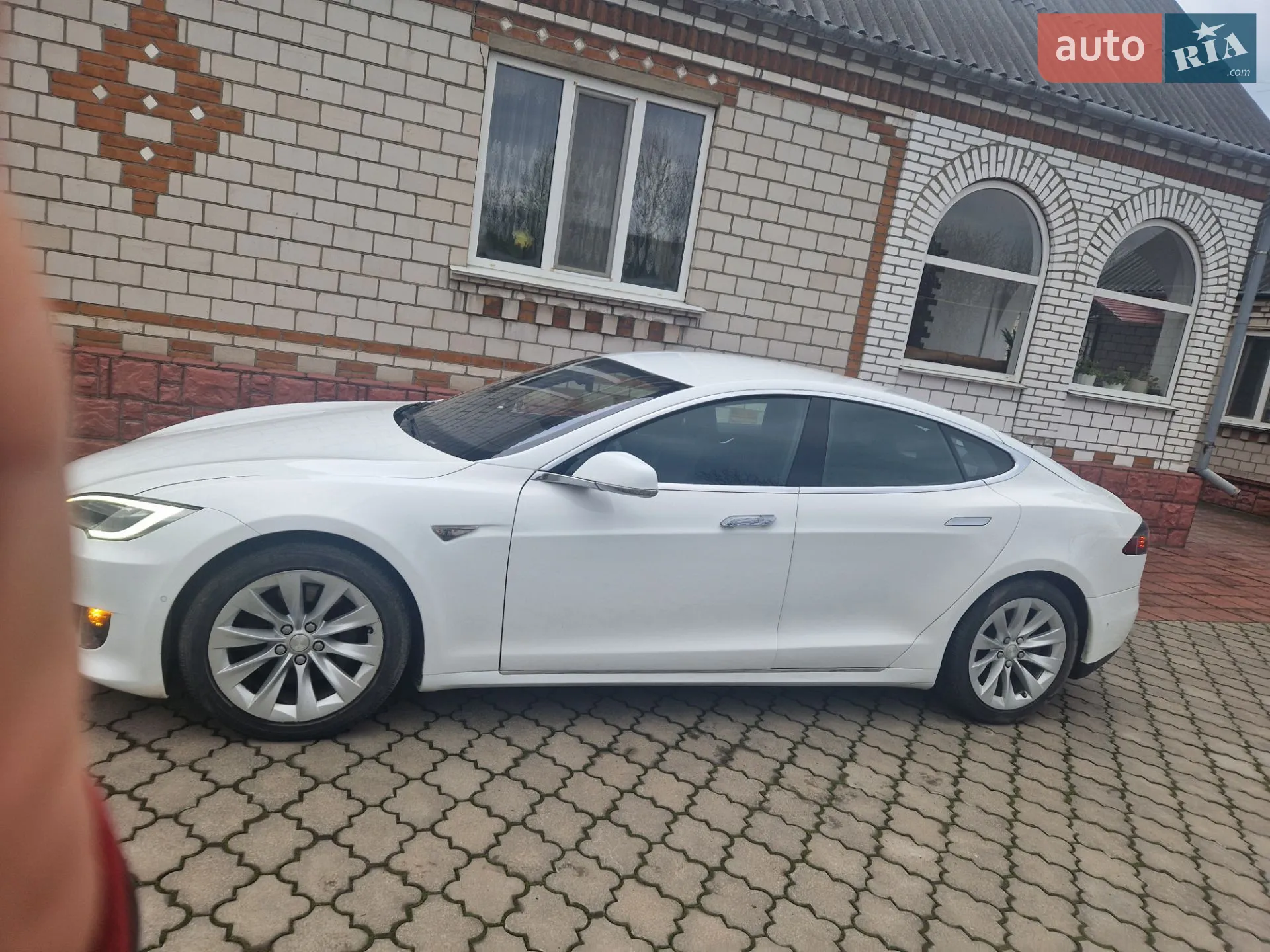 2016 Tesla Model S - мініатюра 3