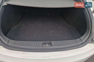 Лифтбек Tesla Model S 2016 в Тульчине
