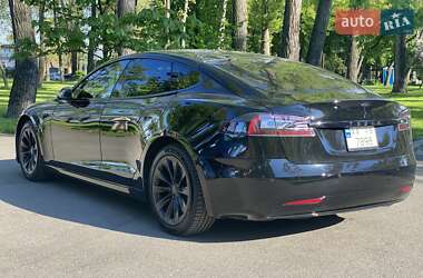 Лифтбек Tesla Model S 2018 в Киеве