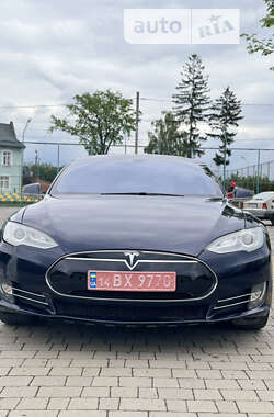 Лифтбек Tesla Model S 2013 в Львове