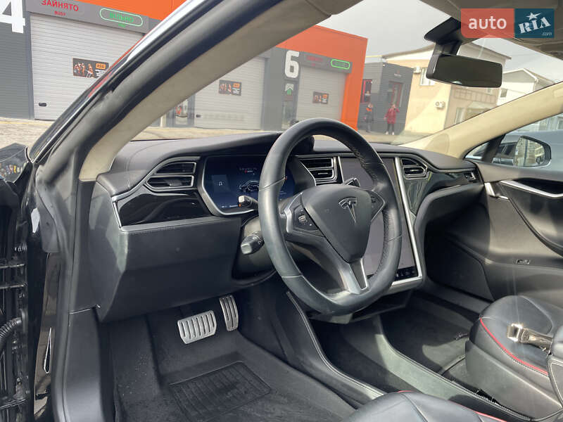 Лифтбек Tesla Model S 2014 в Харькове