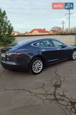 Лифтбек Tesla Model S 2016 в Одессе