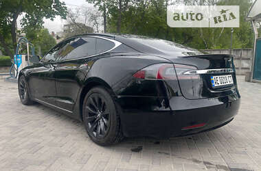 Лифтбек Tesla Model S 2020 в Днепре