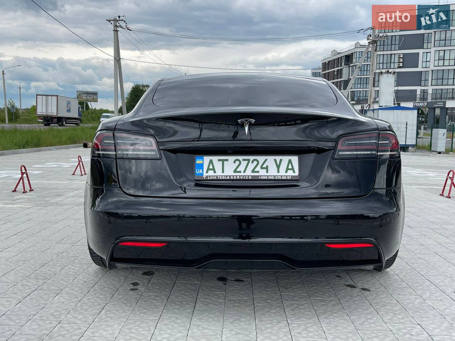 2022 Tesla Model S - мініатюра 19