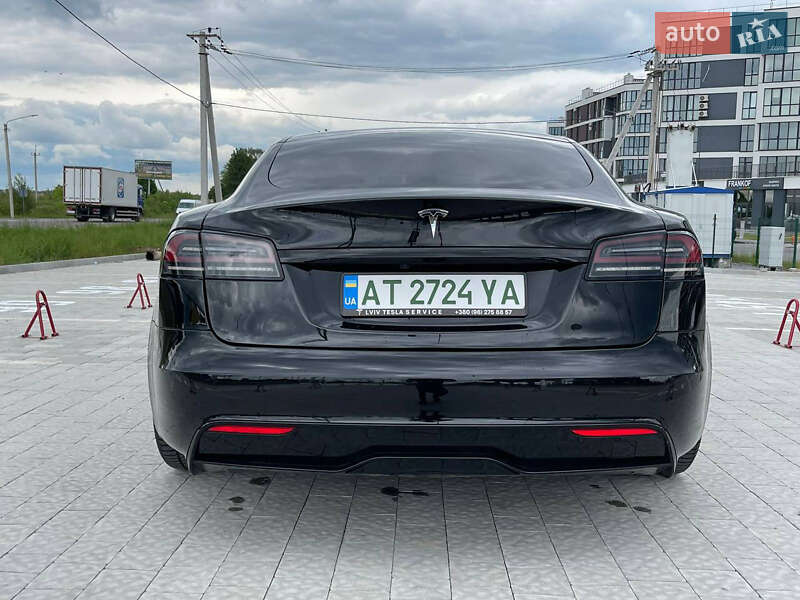 Лифтбек Tesla Model S 2022 в Львове