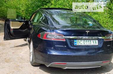 Ліфтбек Tesla Model S 2015 в Чемерівцях фото 8 Ліфтбек Tesla Model S 2015 в Чемерівцях