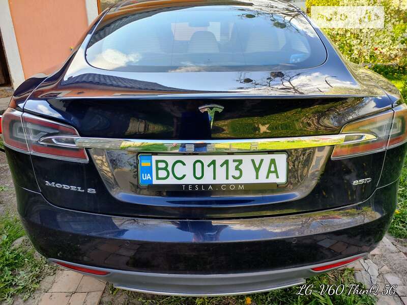 Ліфтбек Tesla Model S 2015 в Чемерівцях