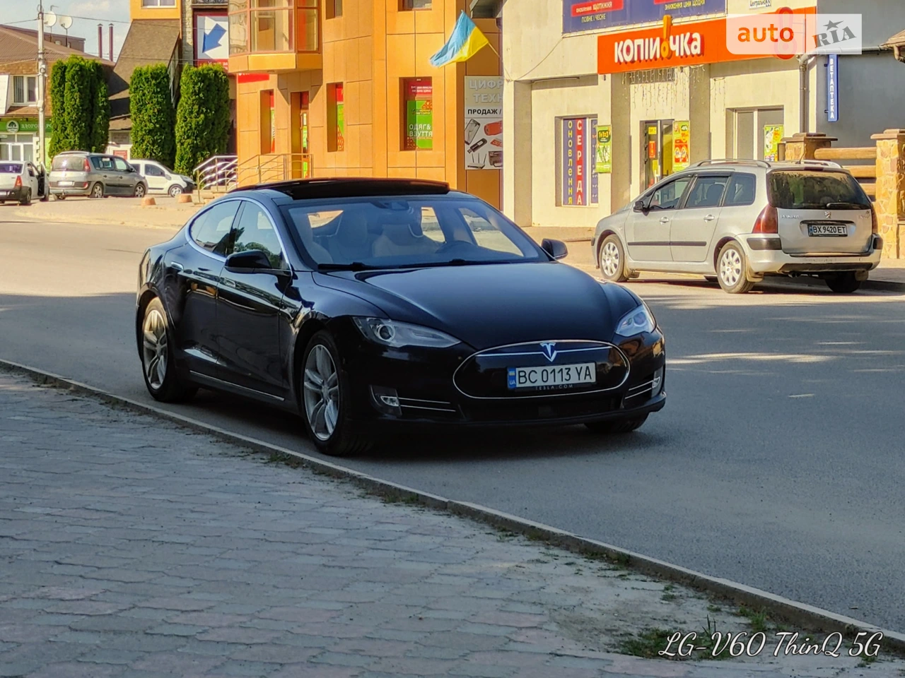 2016 Tesla Model S - мініатюра 37