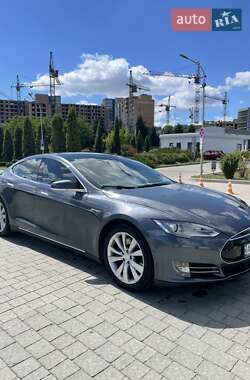 Лифтбек Tesla Model S 2014 в Ивано-Франковске