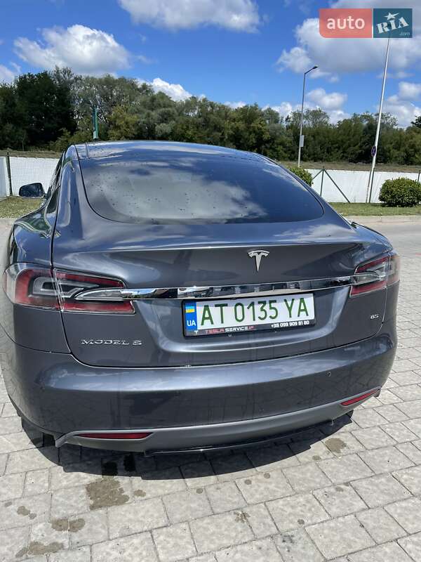 Лифтбек Tesla Model S 2014 в Ивано-Франковске