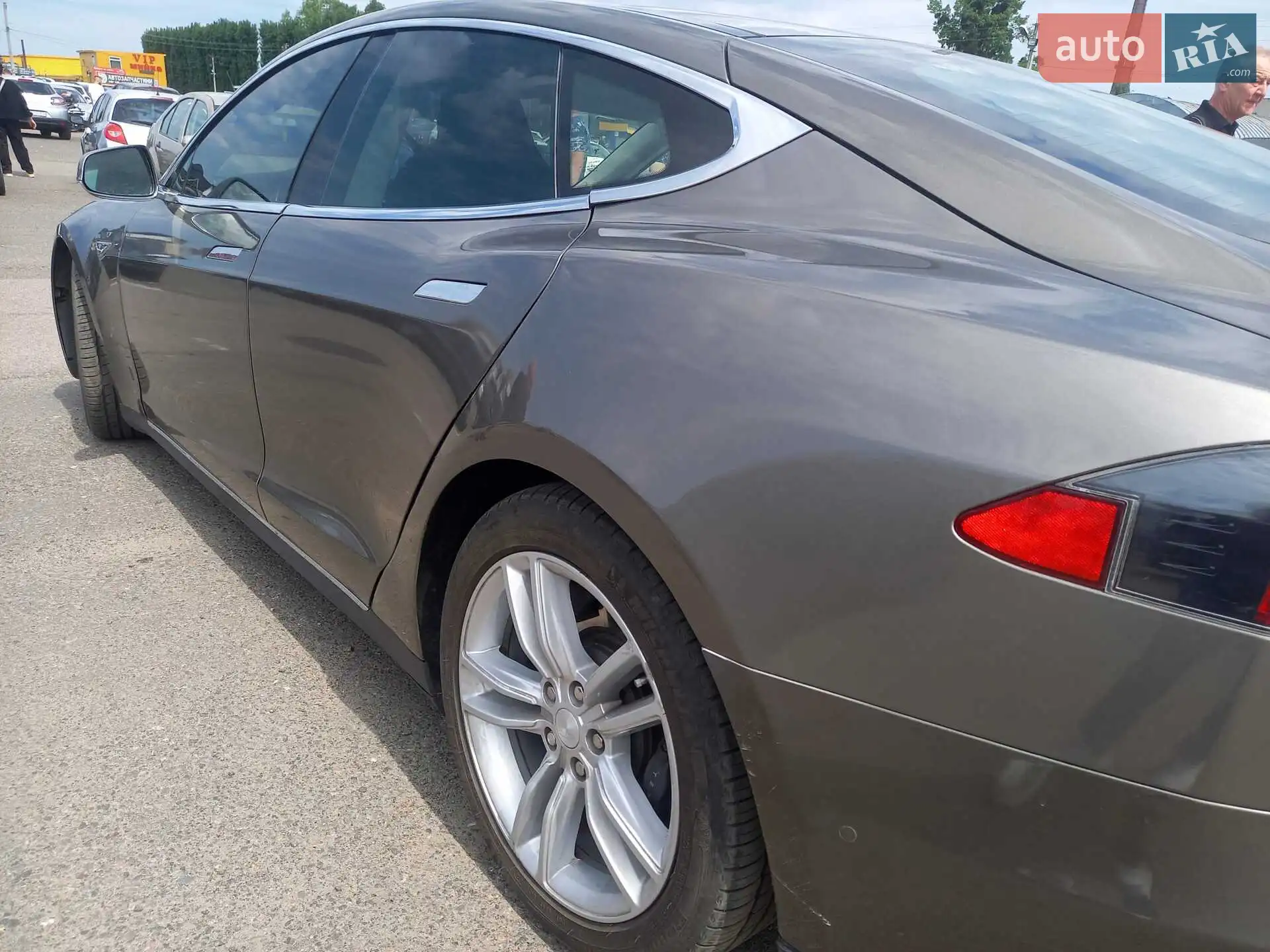 2016 Tesla Model S - мініатюра 7