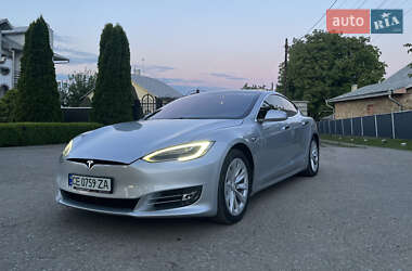 Tesla Model S 2018