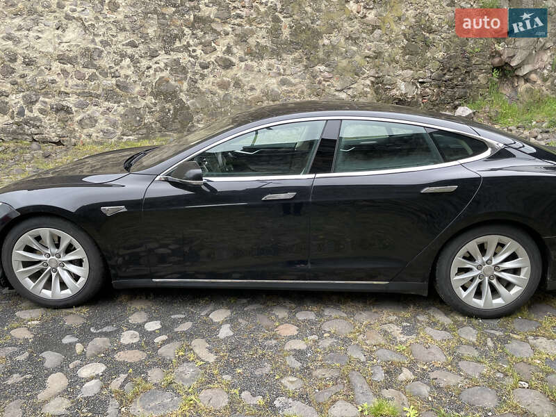 Ліфтбек Tesla Model S 2013 в Краматорську фото 12 Ліфтбек Tesla Model S 2013 в Краматорську