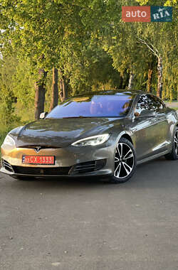 Tesla Model S 2015 Tesla Model S 2015